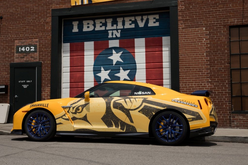 2017 - NISSAN GT-R NASHVILLE PREDATORS | Fabricante NISSAN | PlanetCarsZ