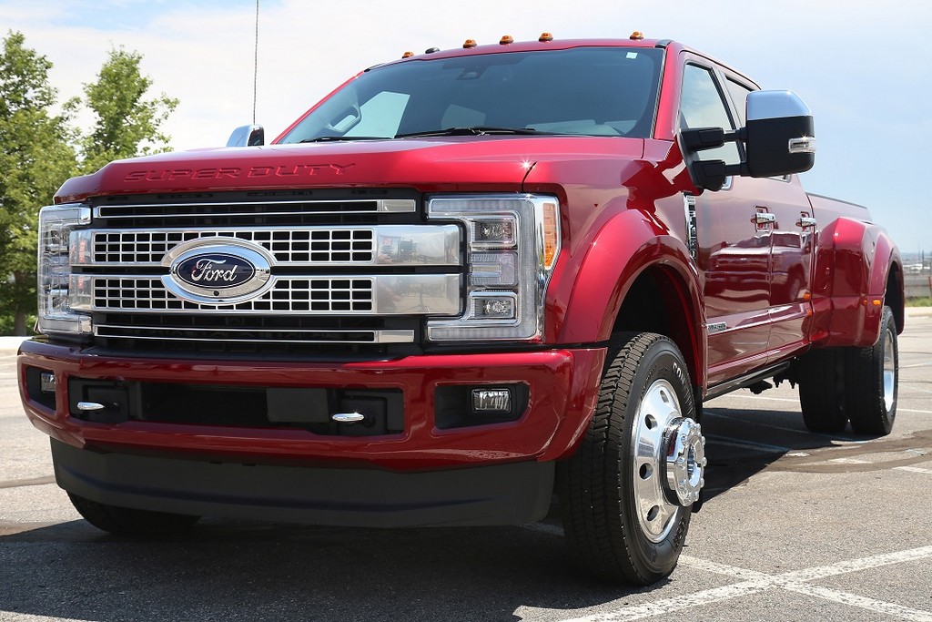 SUCESSO NOS ESTADOS UNIDOS, O F-450 SUPER DUTY É ATRAÇÃO DA FORD NA FENATRAN E MOSTRA O POTENCIAL DA SÉRIE F NO SEGMENTO DE LEVES