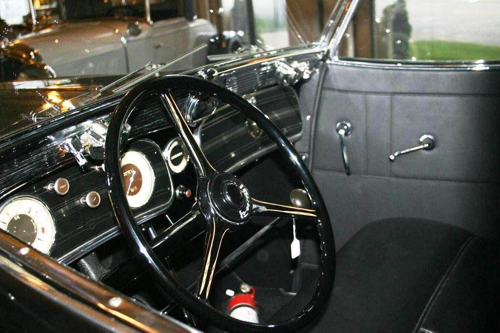 1934 - AUBURN 652Y PHAETON SEDAN | Fabricante AUBURN | PlanetCarsZ
