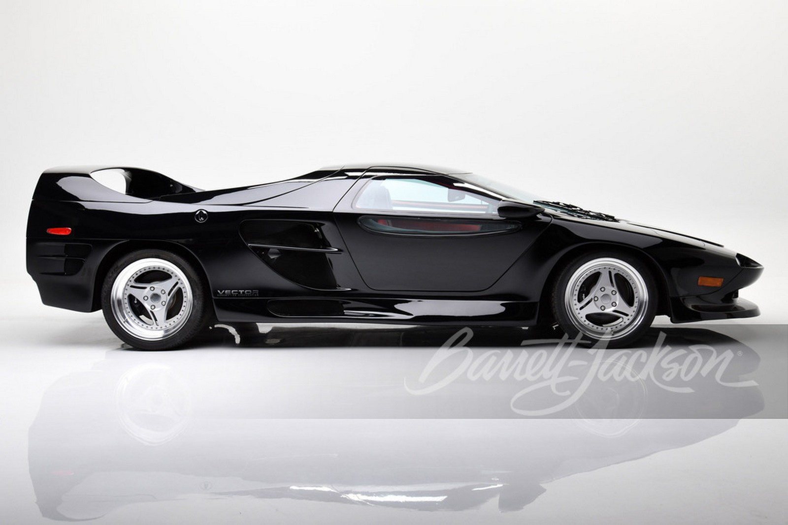 Vector M12 Rear 1999 - VECTOR M12 | Fabricante VECTOR | PlanetCarsZ