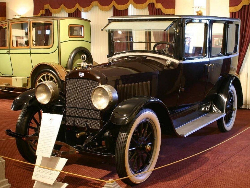 1923 - AUBURN BEAUTY SIX SEDAN | Fabricante AUBURN | PlanetCarsZ