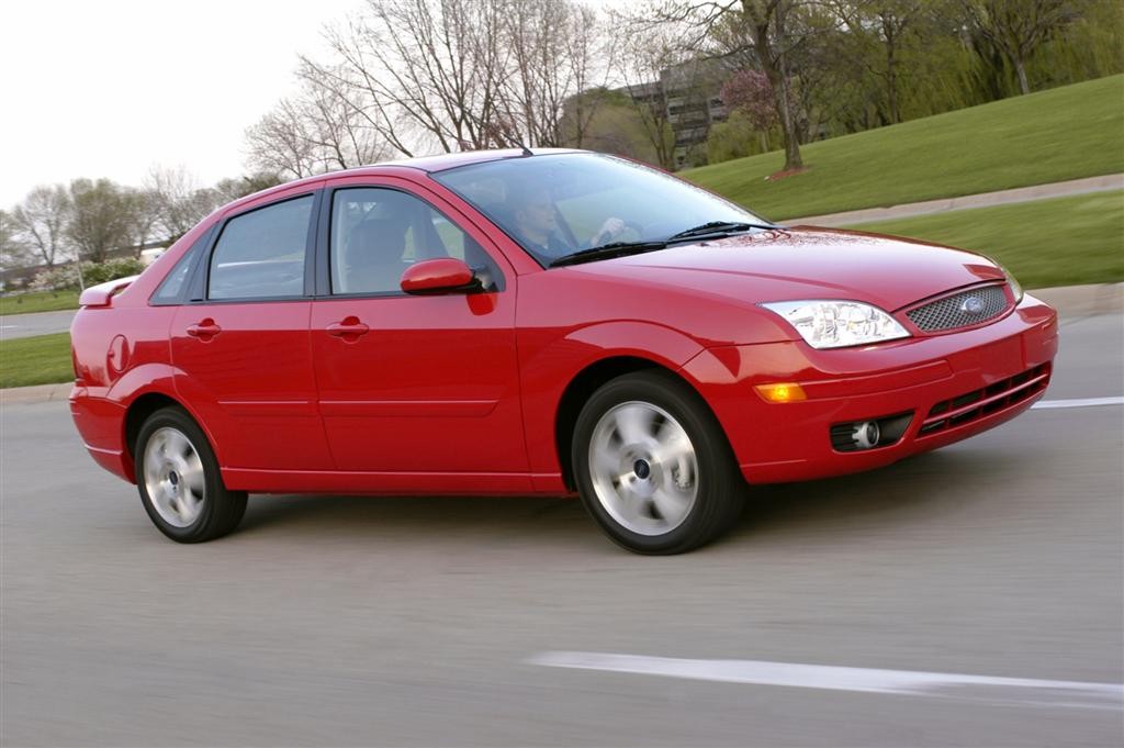 2005 - FORD FOCUS US VERSION | Fabricante FORD | PlanetCarsZ