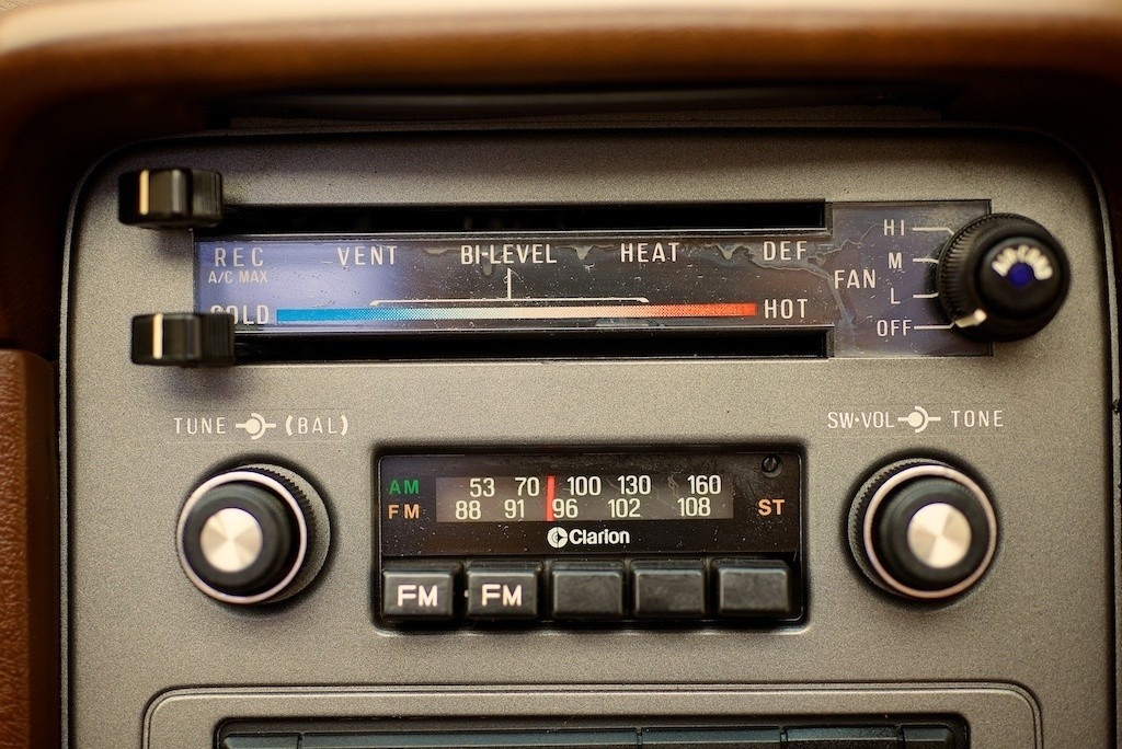 1980 - MAZDA RX-7 | Fabricante MAZDA | PlanetCarsZ