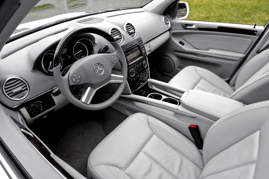 Sitemapcdatahttpsthereferenznetmercedes Benz 2010 Interiornull