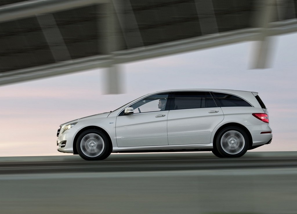 2010 - MERCEDES-BENZ R CLASS | Fabricante MERCEDES-BENZ | PlanetCarsZ
