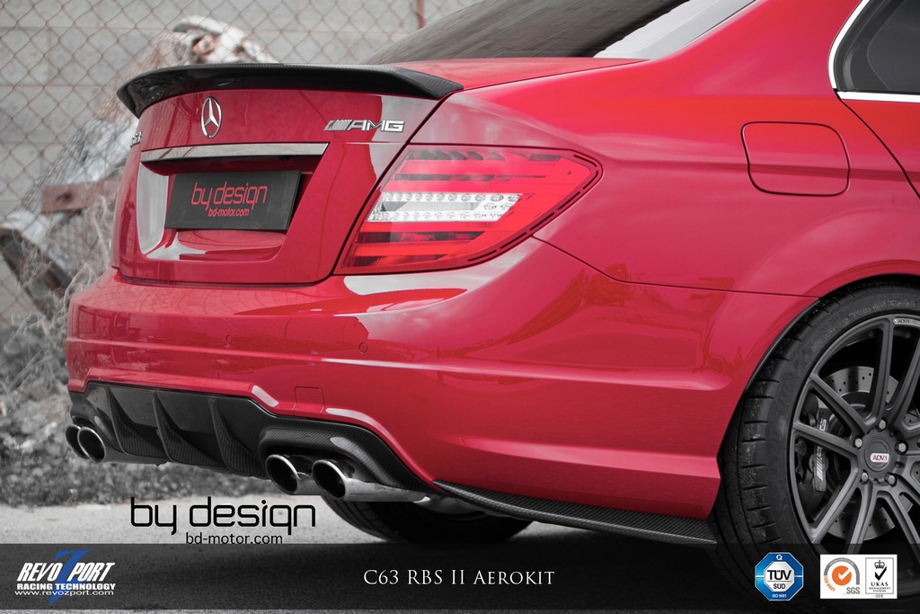2013 - MERCEDES-BENZ C SEDAN RBS BY REVOZPORT | Fabricante MERCEDES ...