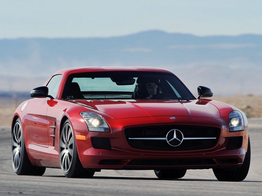MERCEDES-BENZ SLS AMG GT COUPE