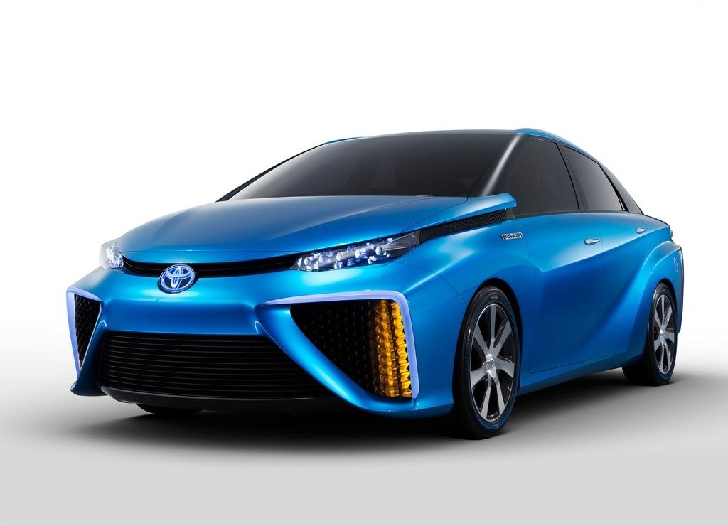 TOYOTA FCV CONCEPT