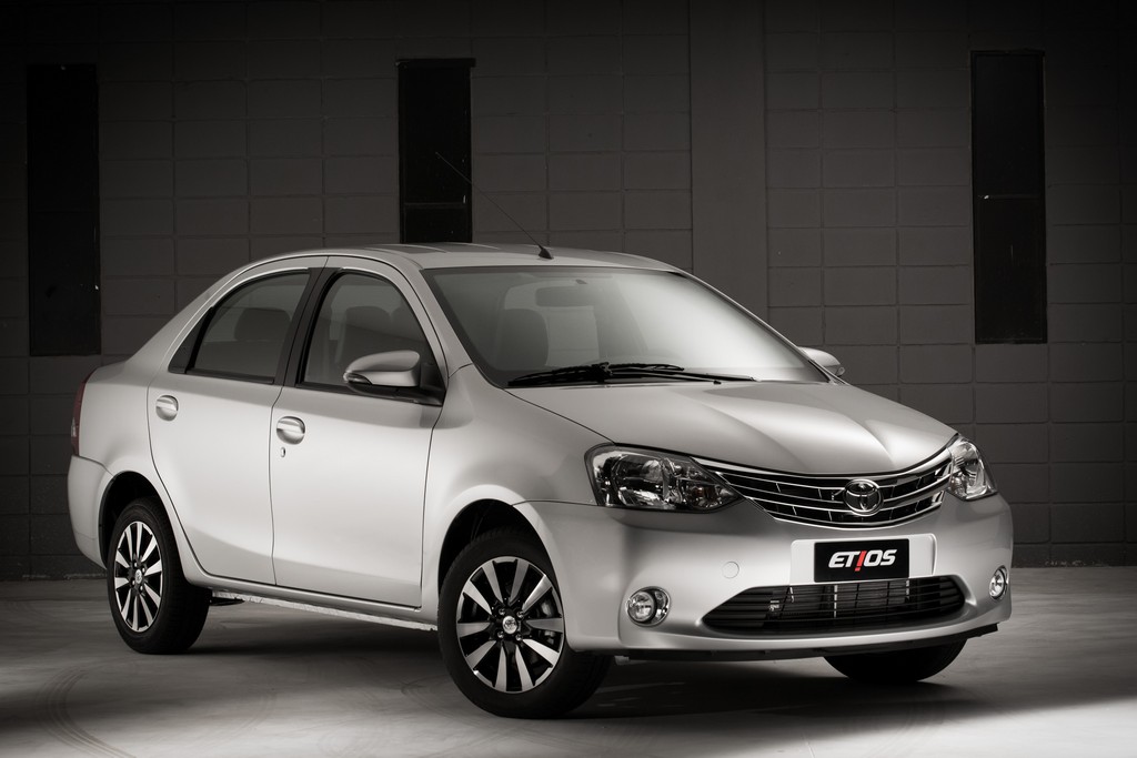2015 TOYOTA ETIOS SEDAN Fabricante TOYOTA PlanetCarsZ