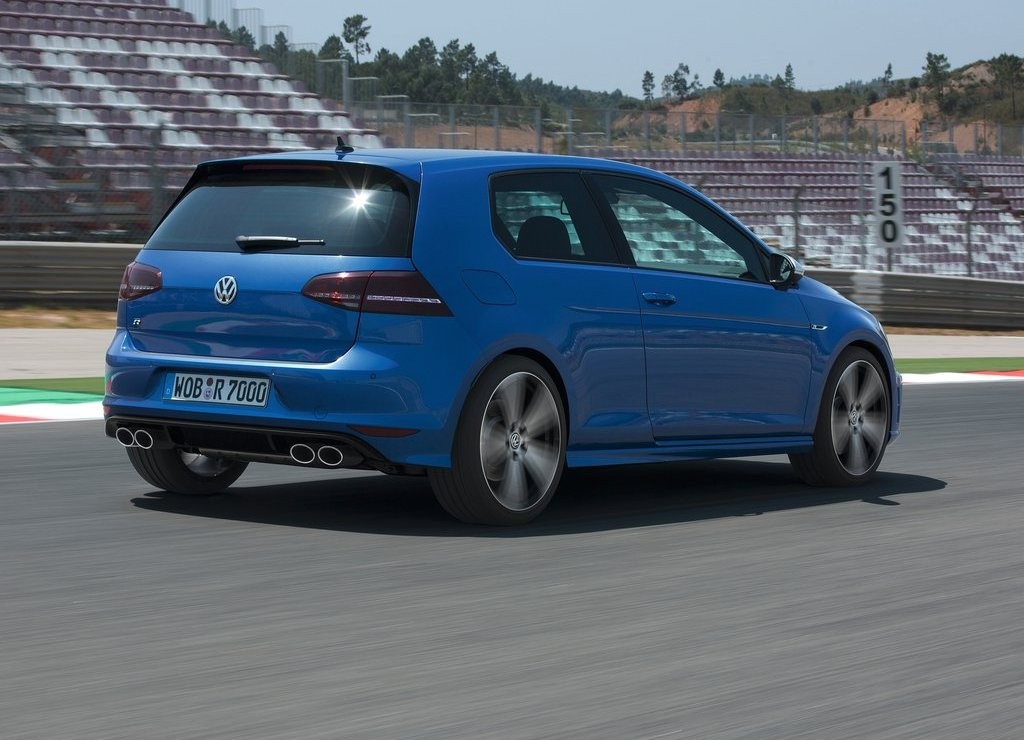 2014 - VOLKSWAGEN GOLF R | Fabricante VOLKSWAGEN | PlanetCarsZ