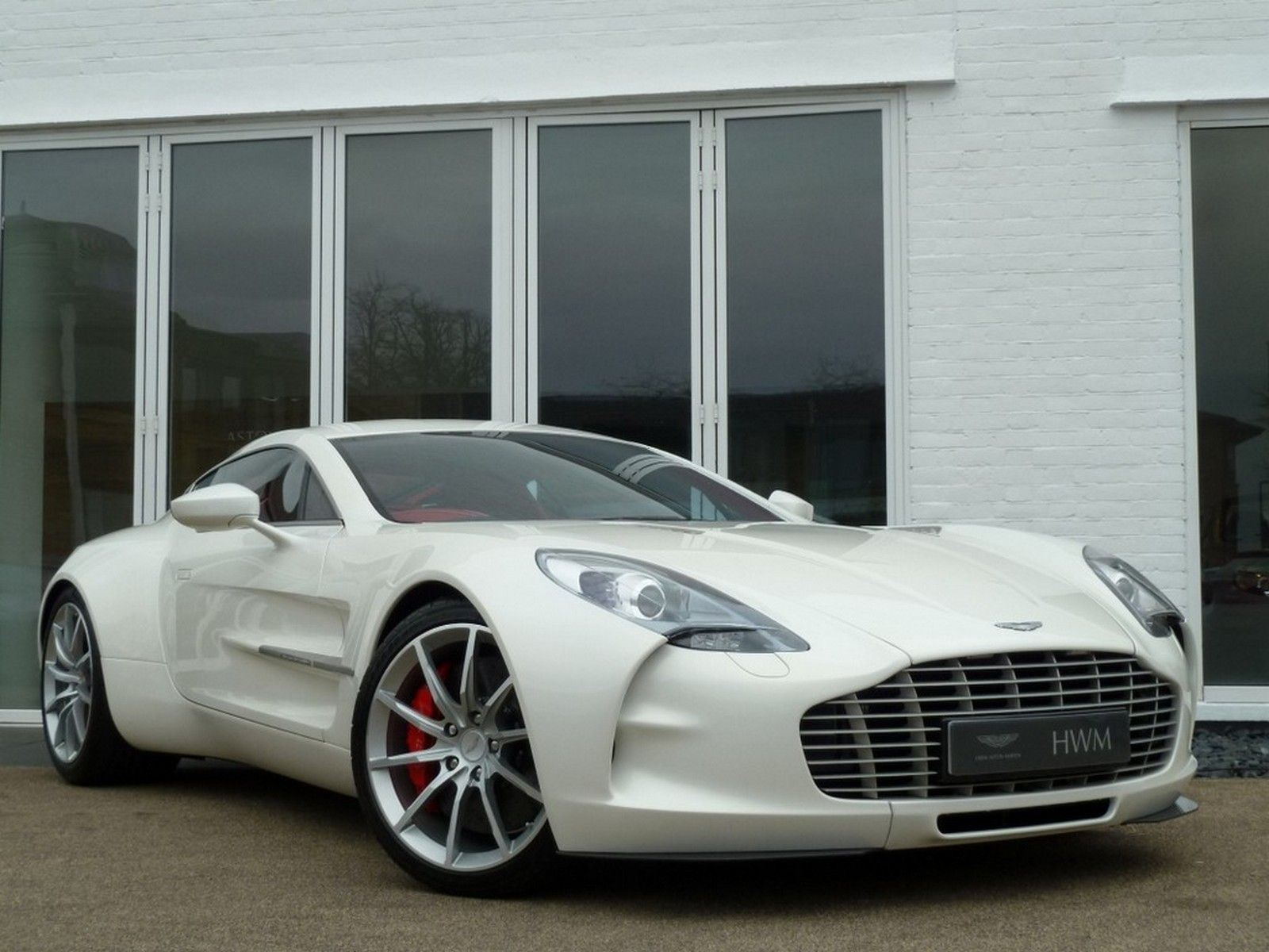 ASTON MARTIN ONE-77