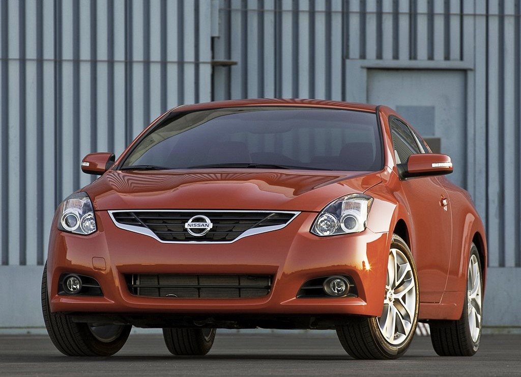 NISSAN ALTIMA COUPE