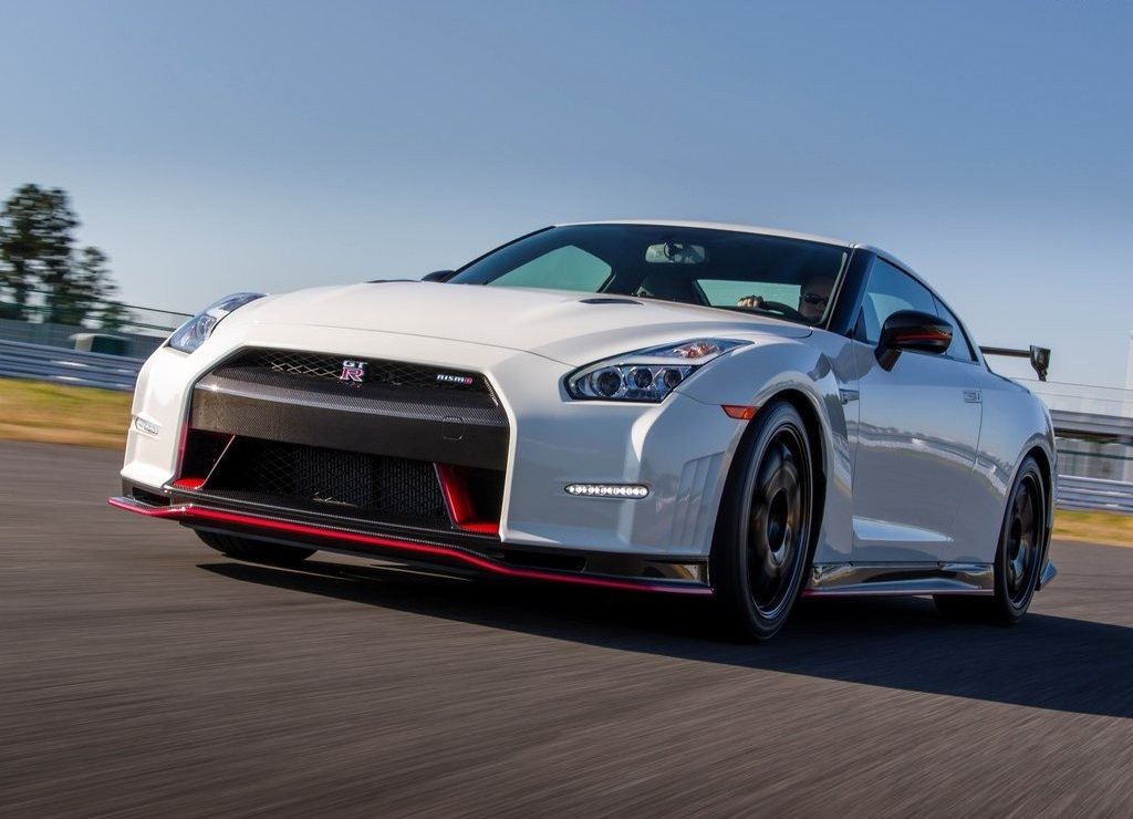 NISSAN GT-R NISMO