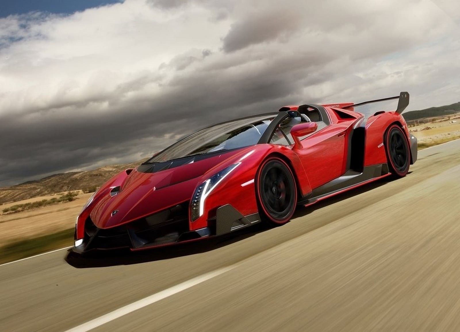 LAMBORGHINI VENENO ROADSTER