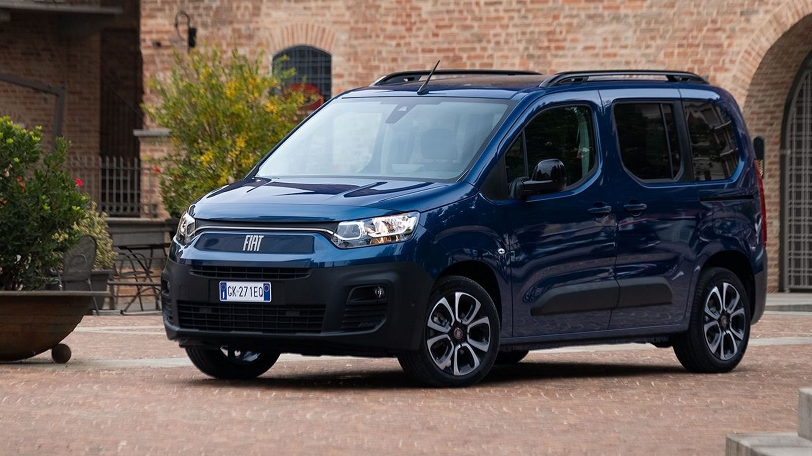 2023 FIAT E DOBL Fabricante FIAT PlanetCarsZ 2023 FIAT E DOBL Fabricante FIAT PlanetCarsZ