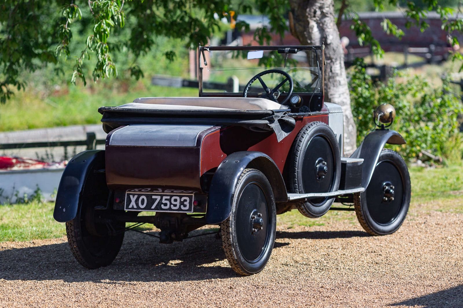 1923 BSA TA11 DROPHEAD COUPE Fabricante BSA PlanetCarsZ