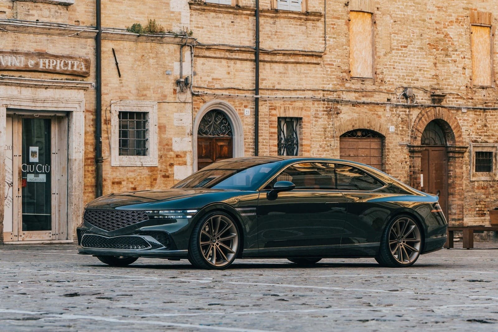 GENESIS X GRAN COUPÉ CONCEPT: A ELEGÂNCIA ATLÉTICA REDEFINIDA