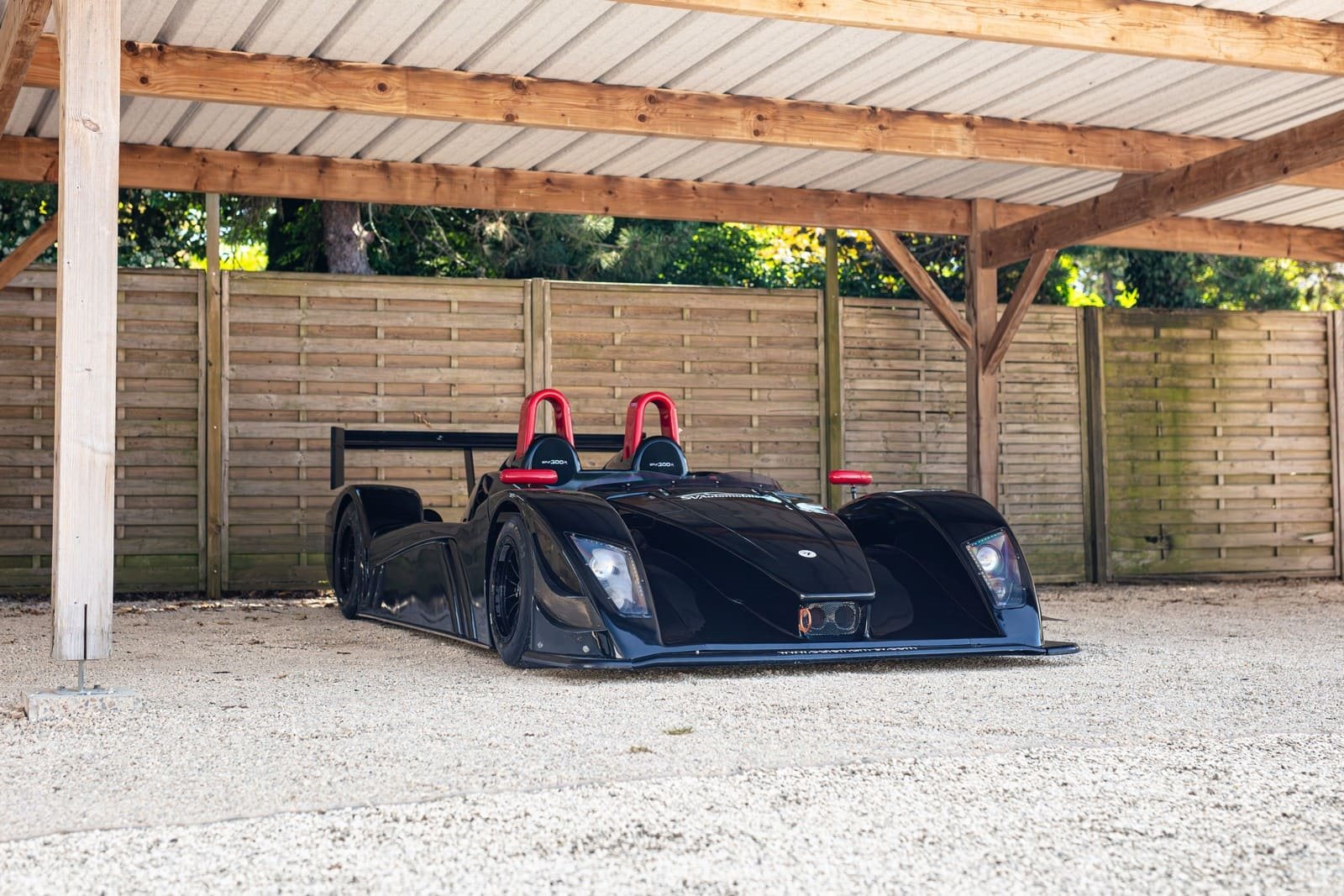 Caterham-Lola Sp/300.R (2013): A Pequena Fera Que Levou A Caterham Para As Pistas De Protótipos