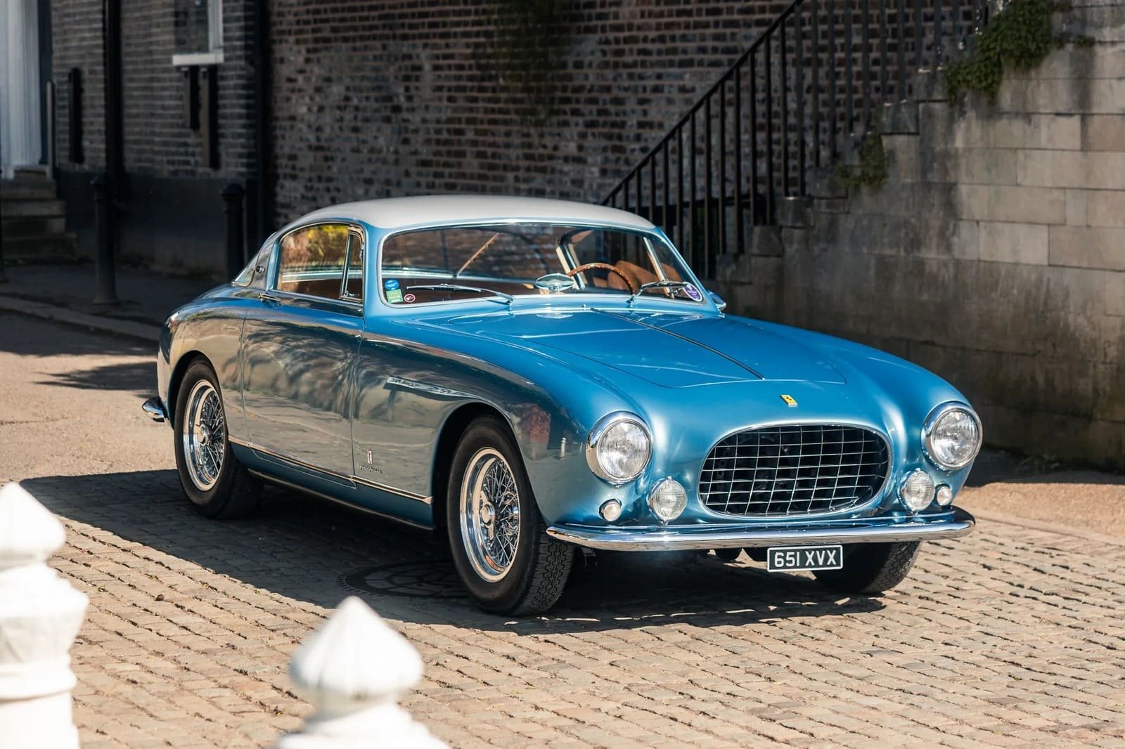FERRARI F250 EUROPA GT PININFARINA COUPÉ (1954): O PRIMEIRO PASSO DE UMA LINHAGEM LENDÁRIA