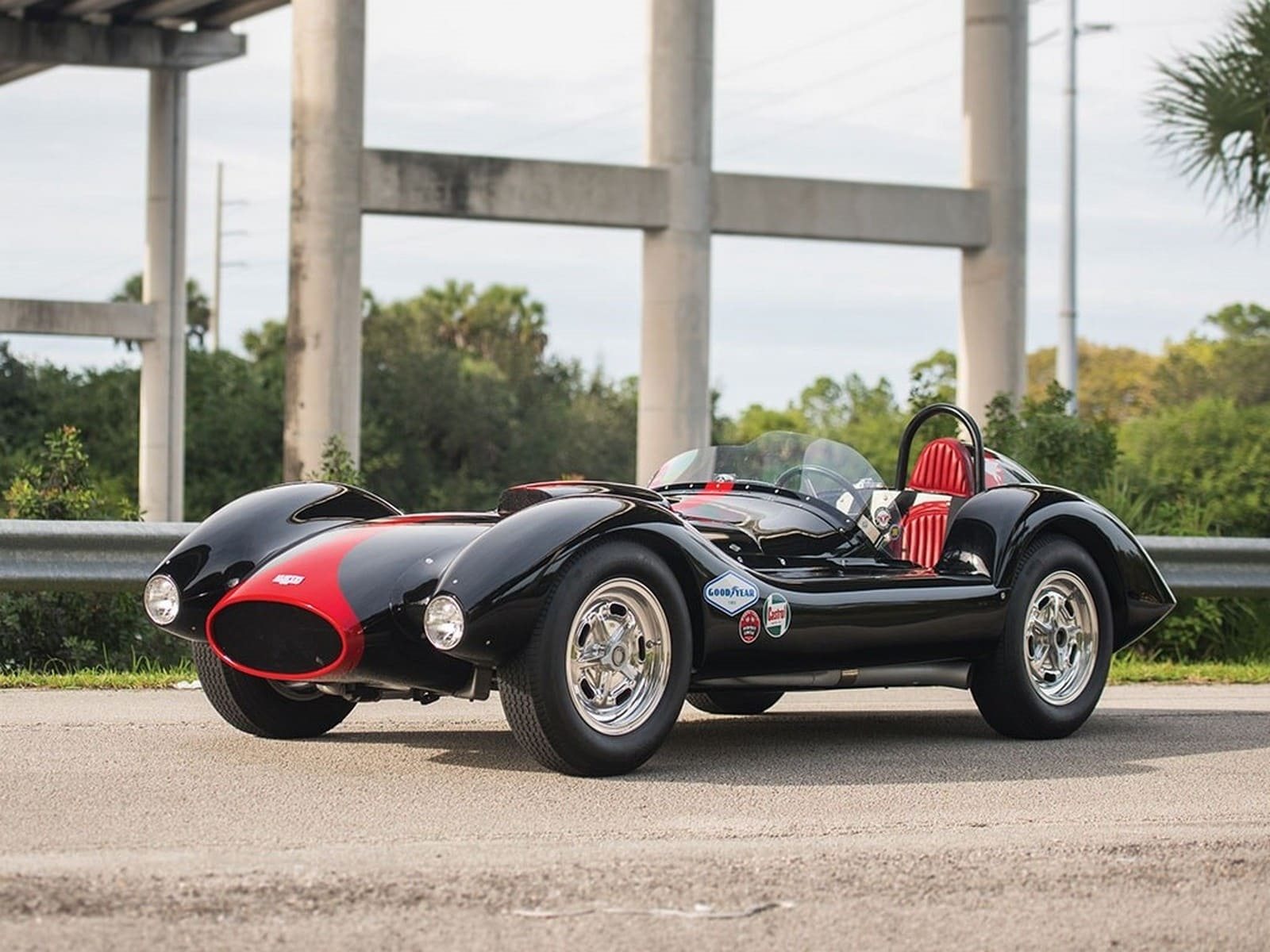 KURTIS AGUILA (1962): O CANTO DO CISNE DE FRANK KURTIS NA ERA DOS GRANDES ROADSTERS AMERICANOS