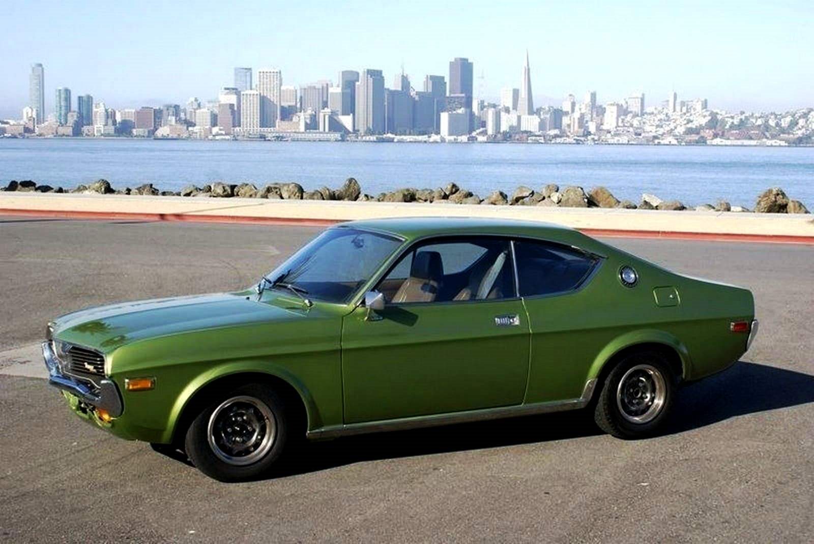 MAZDA RX-4 (1974): O MOTOR ROTATIVO JAPONÊS QUE ENFRENTOU A CRISE DO PETRÓLEO