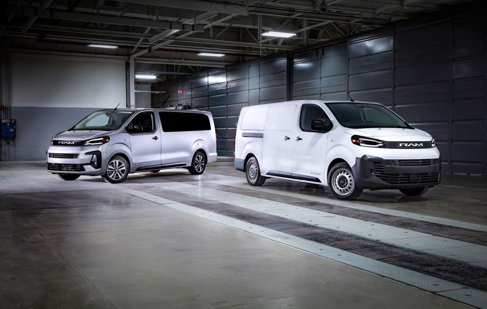 RAM PROMASTER CITY (2027): A VAN COMERCIAL VOLTA MAIOR, MAIS VERSÁTIL E PRONTA PARA O TRABALHO