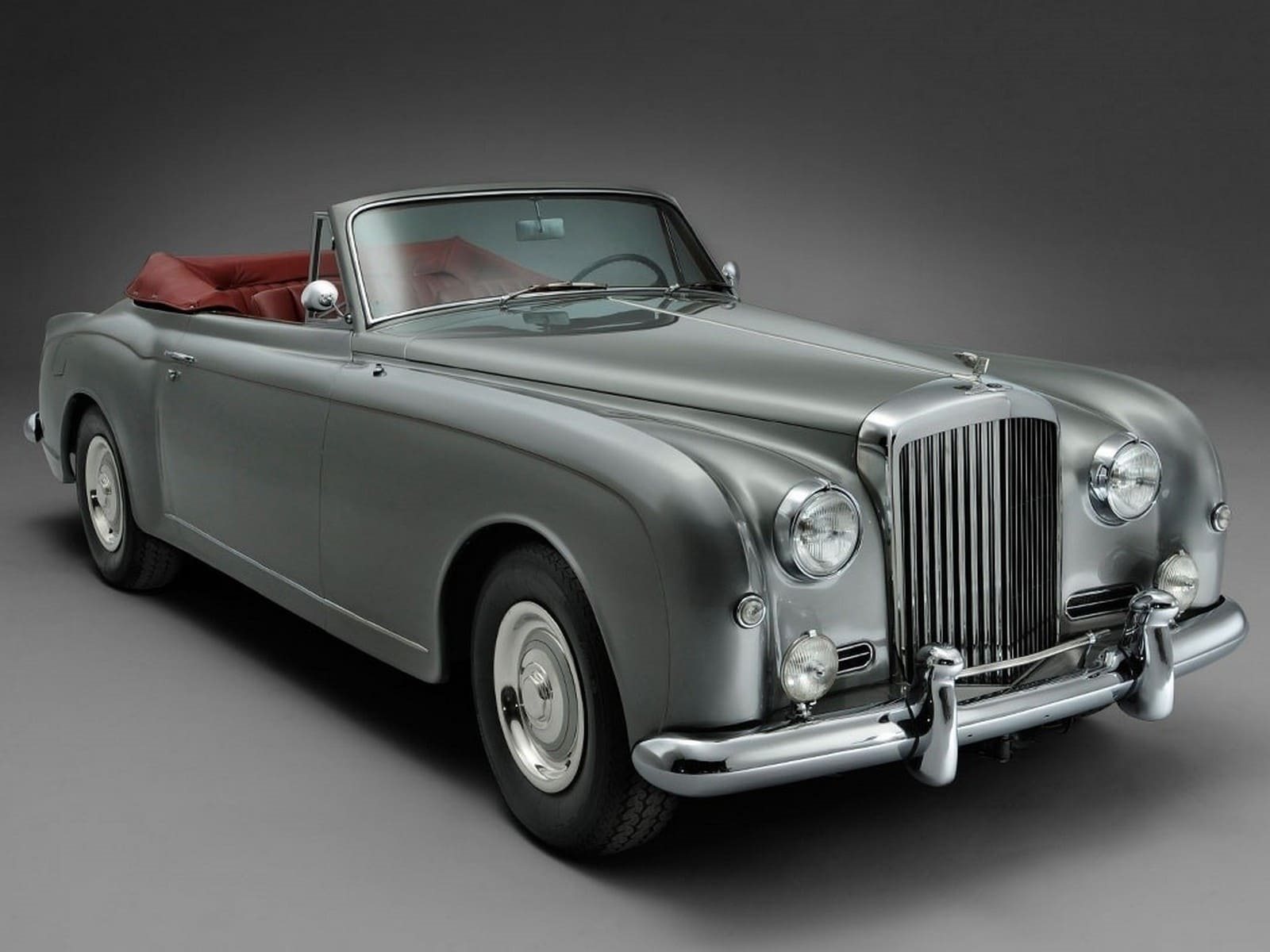 BENTLEY S1 CONTINENTAL PARK WARD DROPHEAD COUPÉ (1957): A ARISTOCRACIA BRITÂNICA GANHA A LIBERDADE DOS GRANDES CONVERSÍVEIS